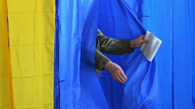 Мнение: Украина выбирает президента — России все равно