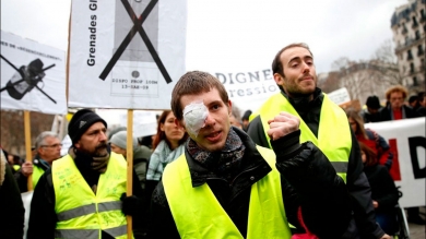 Мнение: Франция отстаёт от Украины — и в демократии, и в диктатуре