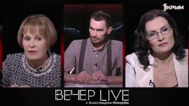 #УчителяТожеЛюди, или Почему педагогов увольняют за селфи?