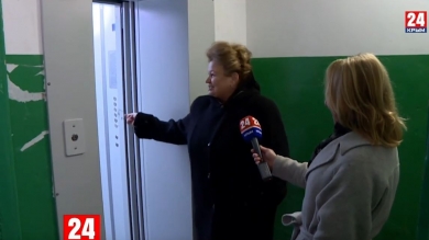 В Ялте впервые за 25 лет начали менять лифты