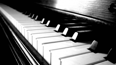 Музыкальные школы Крыма получат пианино и рояли отечественной сборки