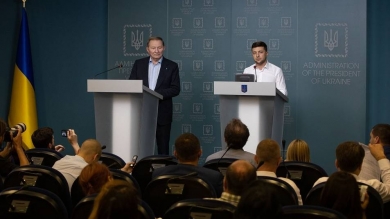 Зеленский назначил Кучму представителем Украины в контактной группе по Донбассу