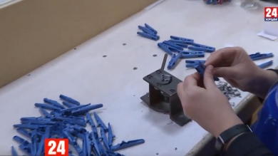 Как живут и работают слабовидящие на симферопольском заводе