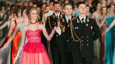 В Международном большом офицерском балу в Севастополе примут участие порядка 280 пар 