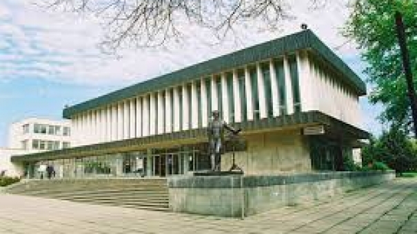 Приоритеты и достижения крымской культуры