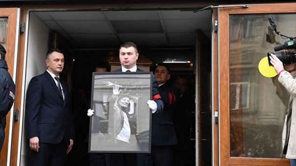 В Москве простились с режиссёром Георгием Данелией