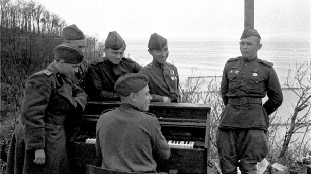 В этот день: 13 марта 1945 года