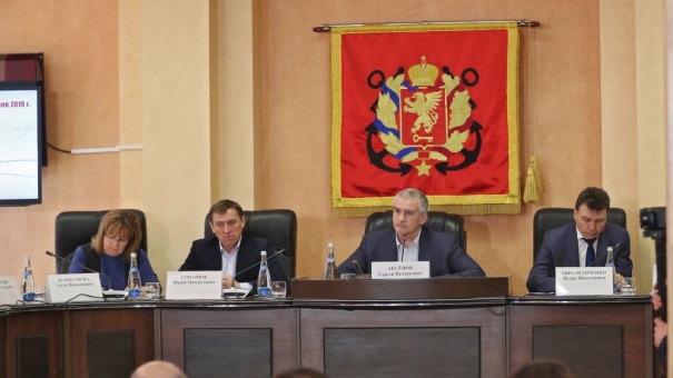 Выездное совещание Главы РК Сергея Аксёнова по проблемным вопросам городского округа Керчь