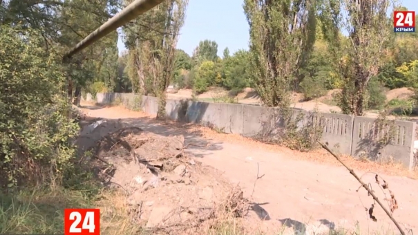  В Симферополе жители улицы Луговой остались без зоны отдыха