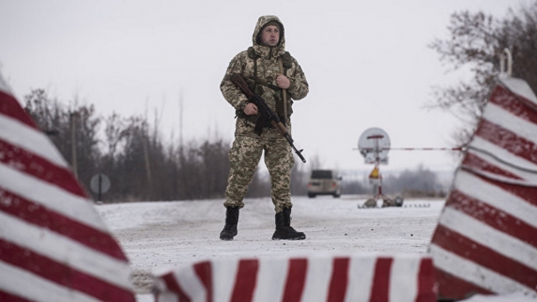 Киев усилит контроль на границе с Крымом на период выборов президента