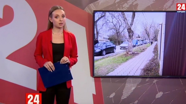 Жители Керчи вынуждены идти километр от остановки до больницы