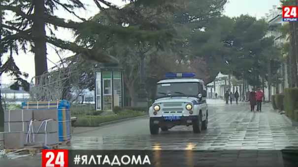 В Ялте оповещают о самоизоляции через громкоговорители