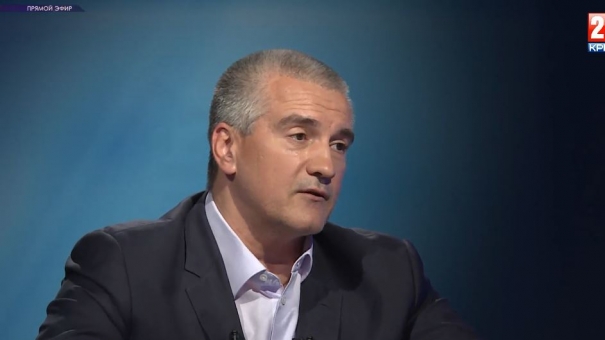 «Серьёзный разговор» главы Крыма Сергея Аксёнова с политологом Сергеем Михеевым