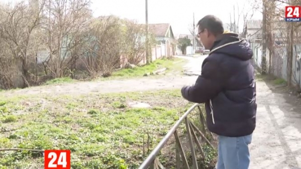 Дома по улице Береговой в Симферополе затапливает во время дождей